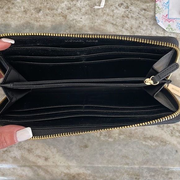 Wallet - Picture 2 of 2